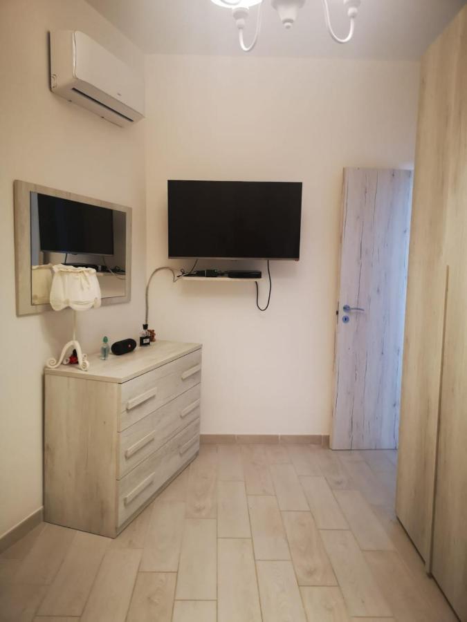 La Casetta Di Maria Apartment Santa Flavia Luaran gambar